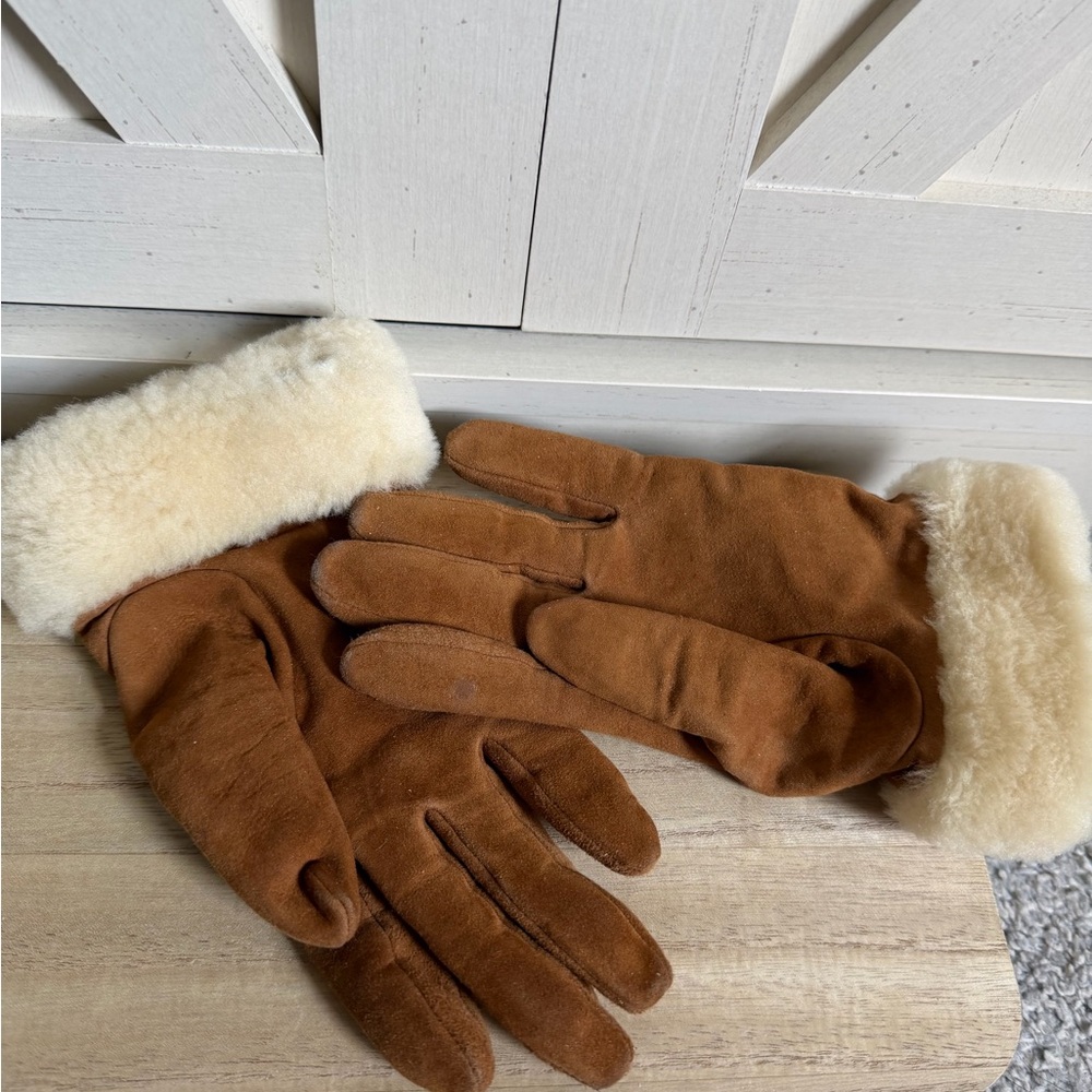 Ugg gloves - image 4